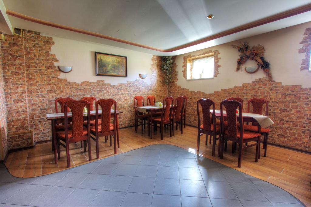 Hotel Margo Cedynia Экстерьер фото