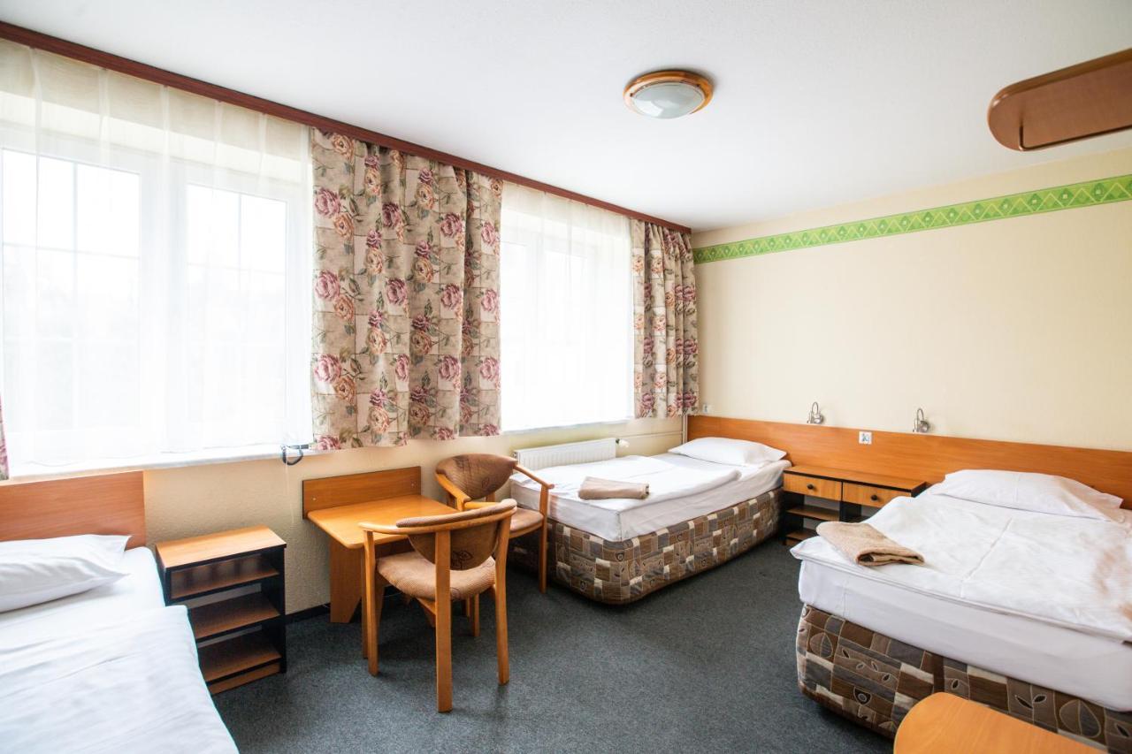 Hotel Margo Cedynia Экстерьер фото
